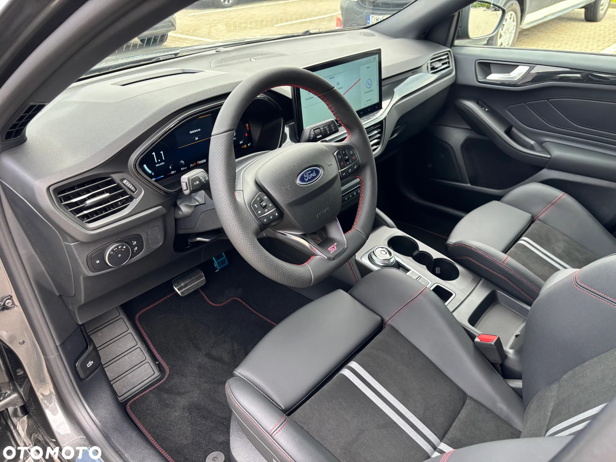 Ford Focus 2.3 EcoBoost ST X - 13
