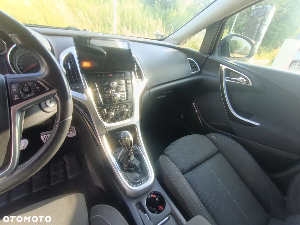 Opel Astra 1.4 T Cosmo - 8