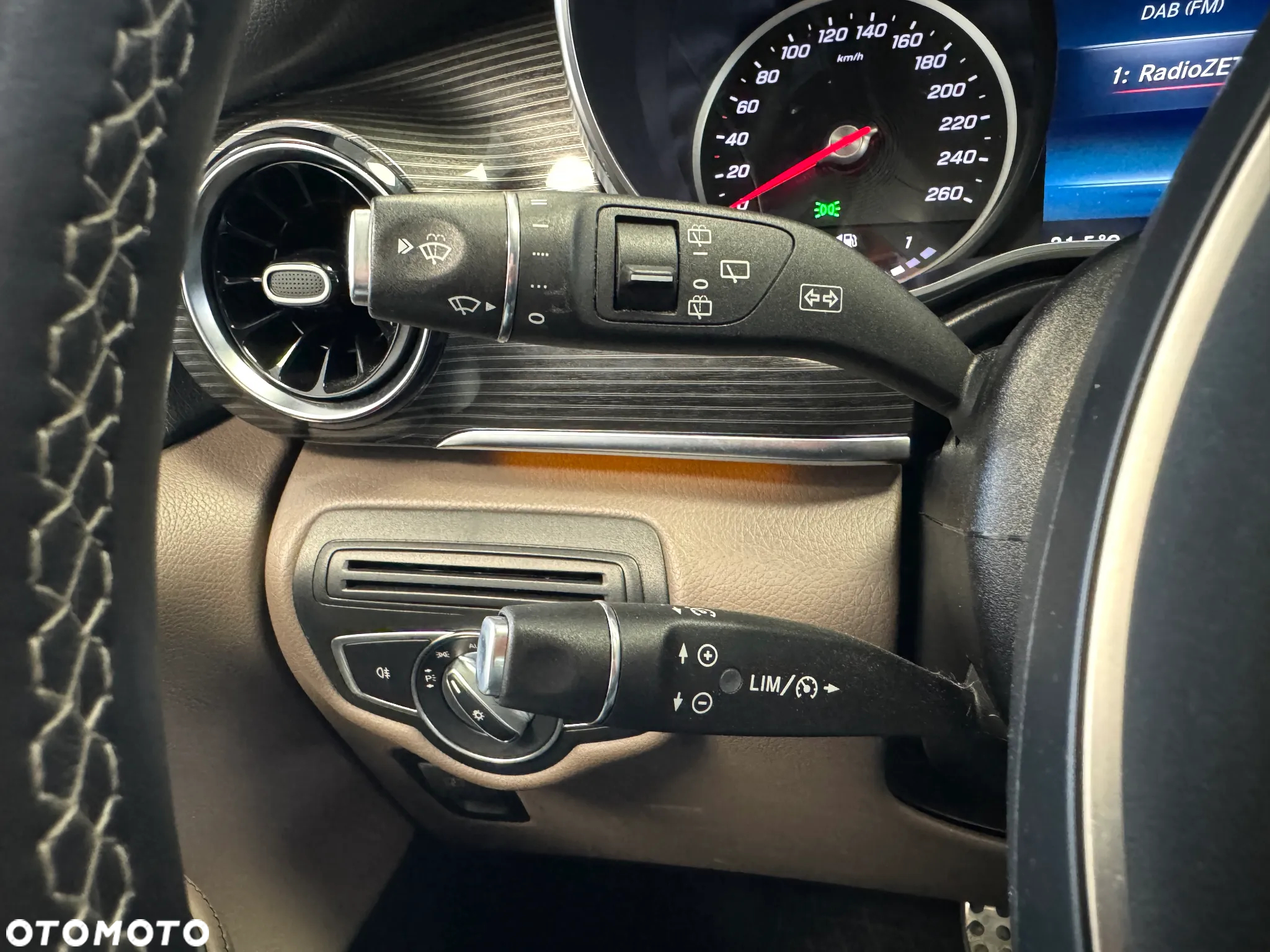 Mercedes-Benz Klasa V 300 d Avantgarde 9G-Tronic (d³ugi) - 15