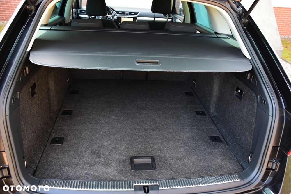 Skoda Superb 2.0 TDI Ambition DSG7 - 29