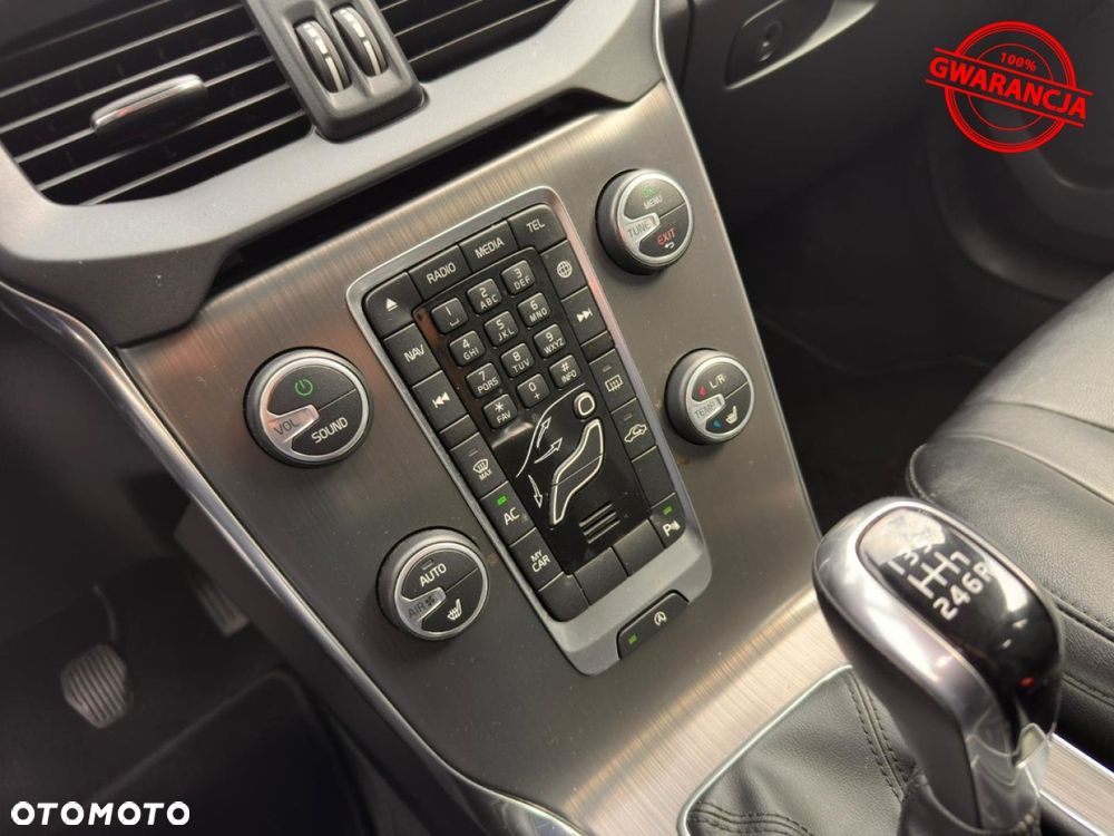 Volvo V40 D2 Drive-E R-Design Kinetic - 21