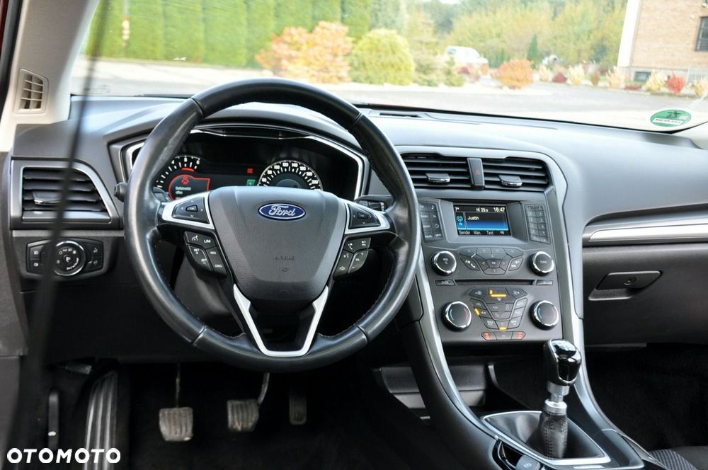 Ford Mondeo - 29