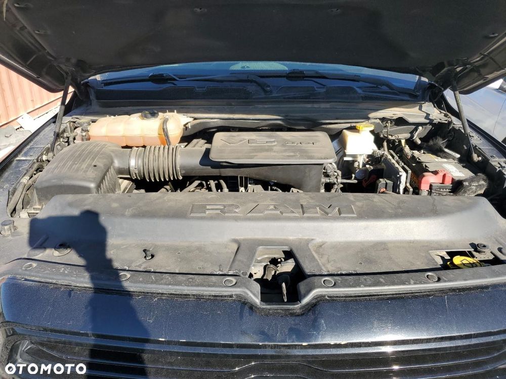 RAM 1500 5.7 Crew Cab Bighorn - 10