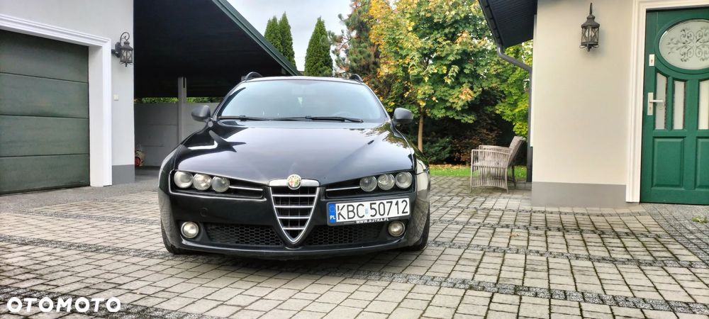 Alfa Romeo 159 2011 photo 3
