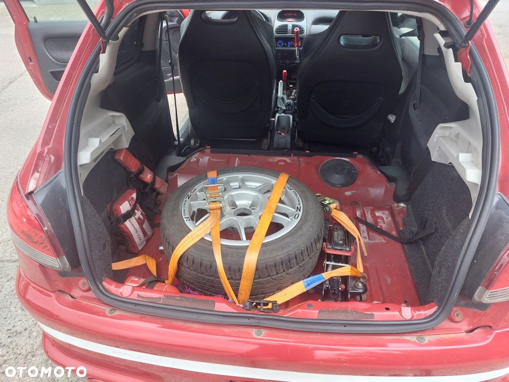 Peugeot 206 - 6