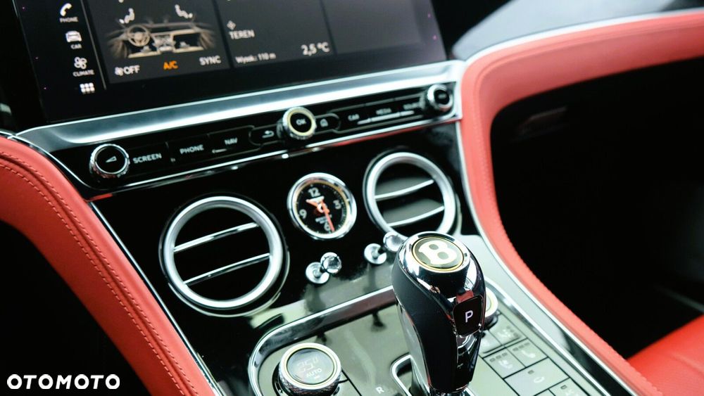 Bentley Continental GT - 11