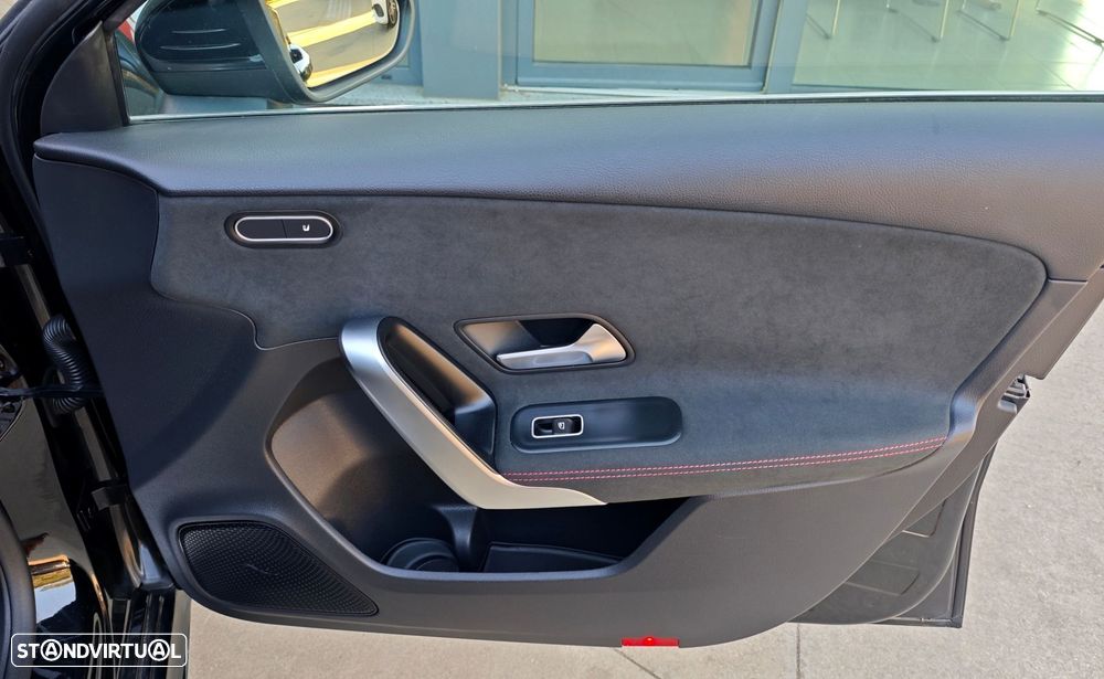 Mercedes-Benz A 250 - 31