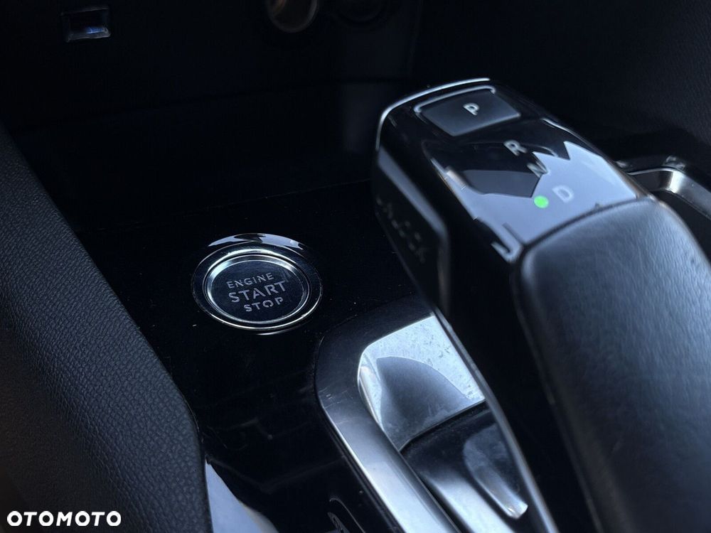 Peugeot 5008 1.6 PureTech GT S&S EAT8 - 30