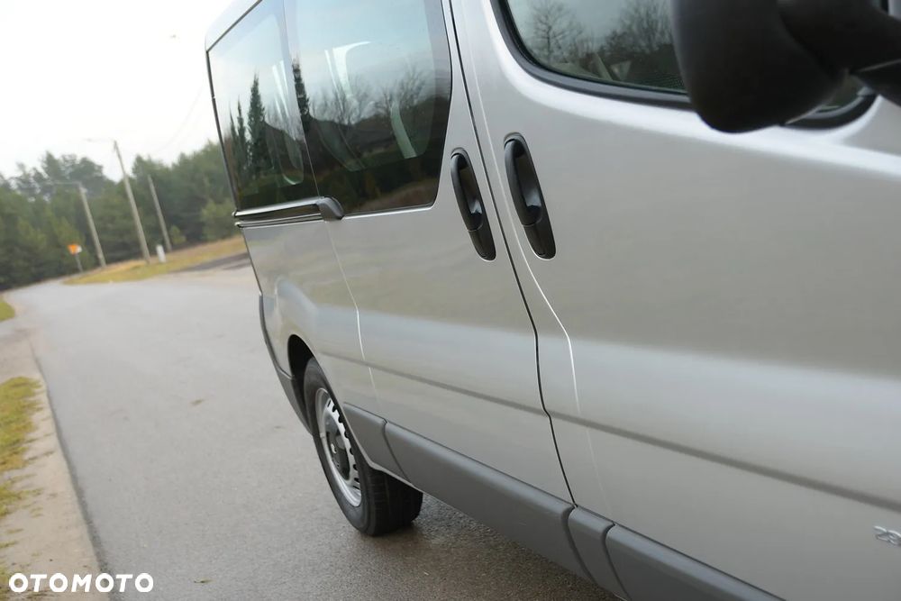 Opel Vivaro - 13