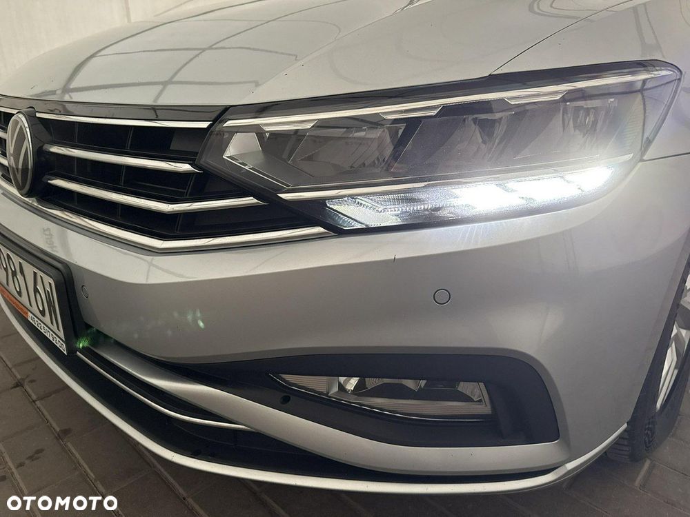 Volkswagen Passat - 29