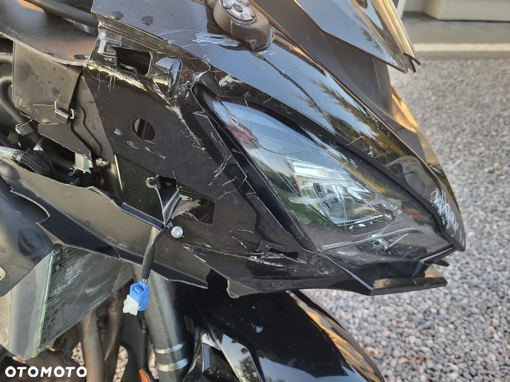 Kawasaki Ninja 1000 SX - 11