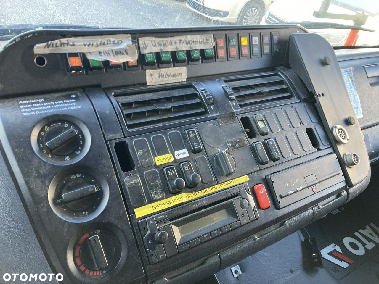 Mercedes-Benz Atego - 28
