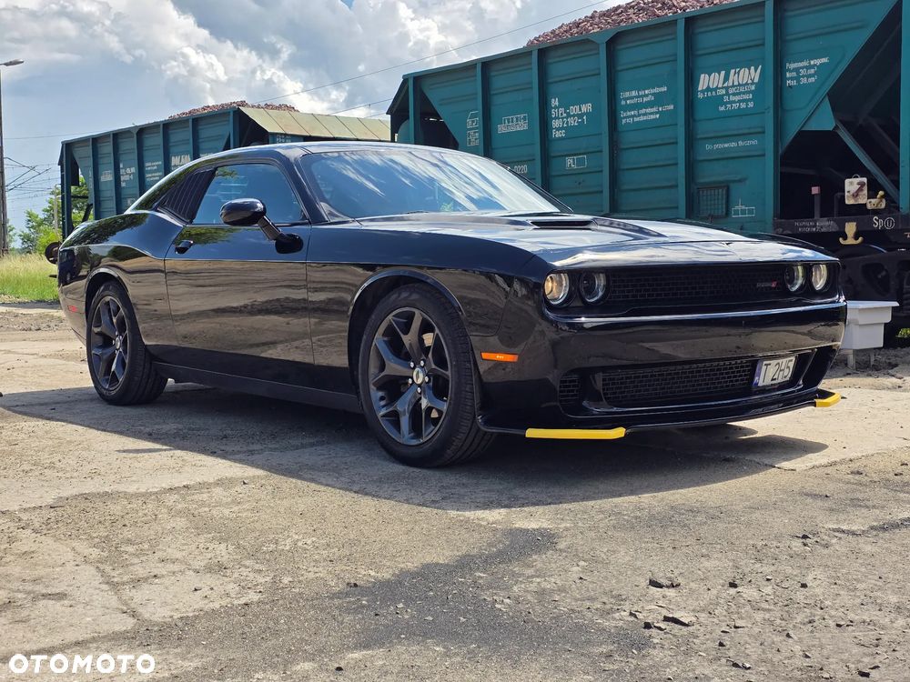 Dodge Challenger - 22