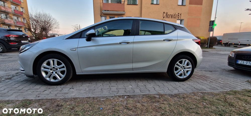 Opel Astra - 4