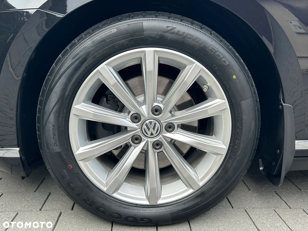 Volkswagen Passat 2.0 TDI BMT Highline DSG - 38