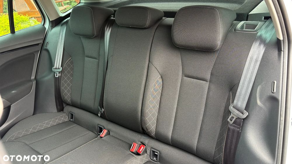 Skoda Kamiq 1.0 TSI Ambition DSG - 38