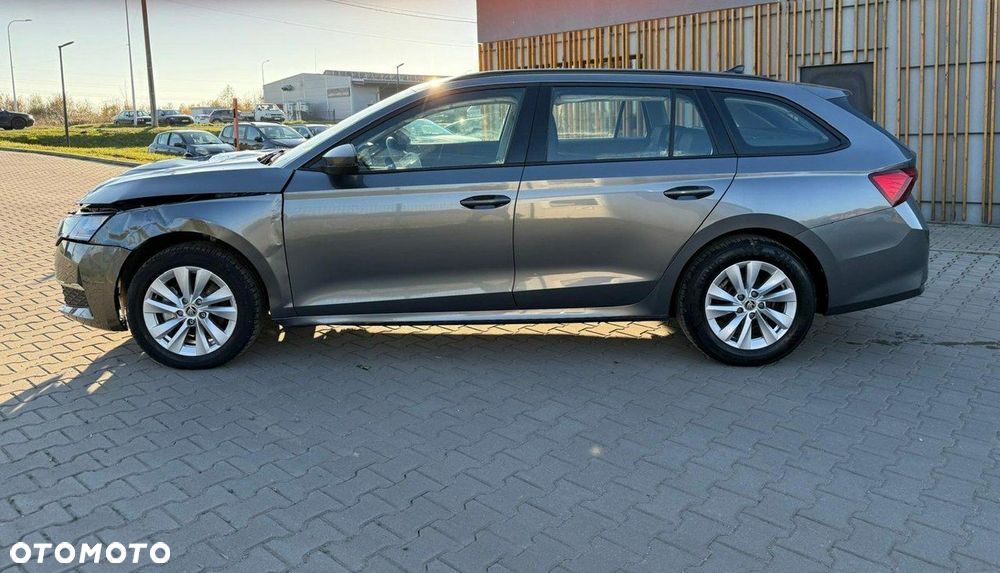 Skoda Octavia 1.5 TSI Selection - 2