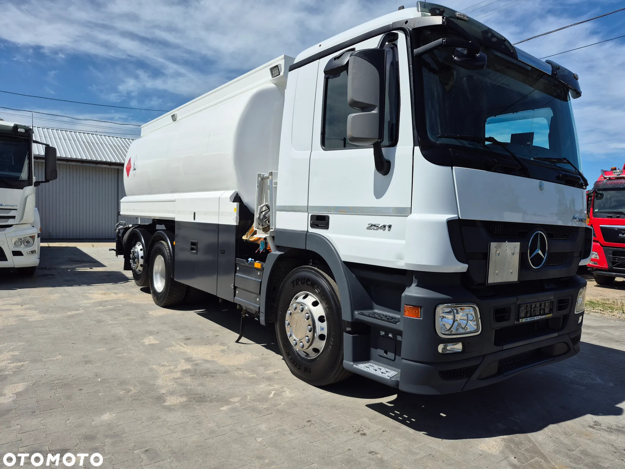 Mercedes-Benz AUTOCYSTERNA ACTROS 410 V6 - 3