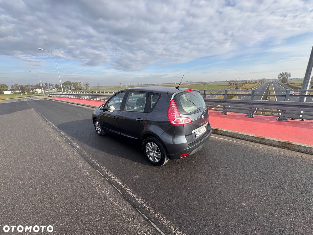 Renault Scenic 1.5 dCi Tech Run - 6