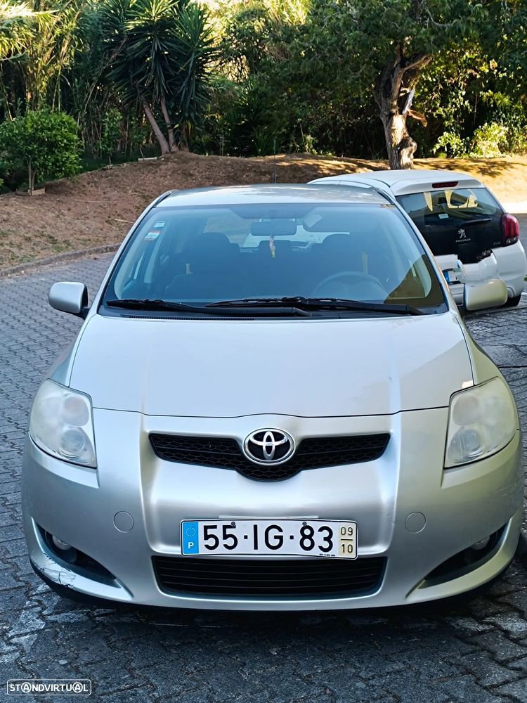 Toyota Auris 1.4 D-4D - 1
