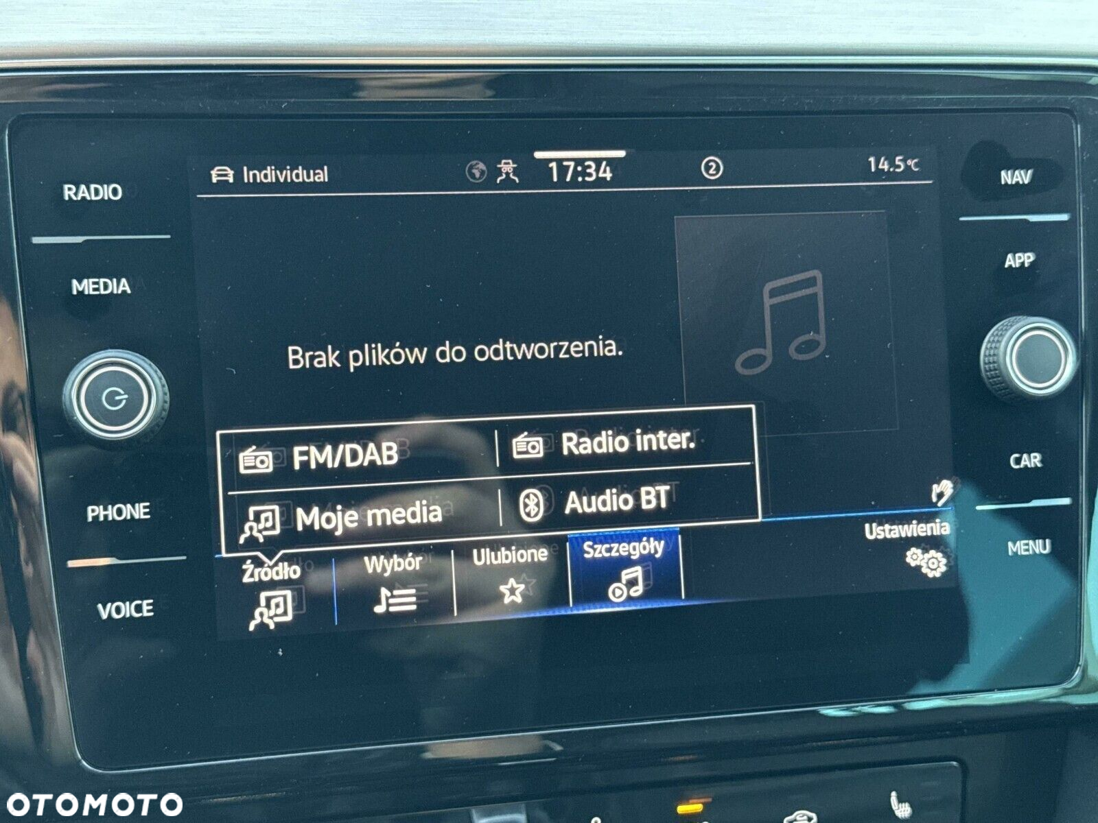 Volkswagen Passat 2.0 TSI Elegance DSG - 32