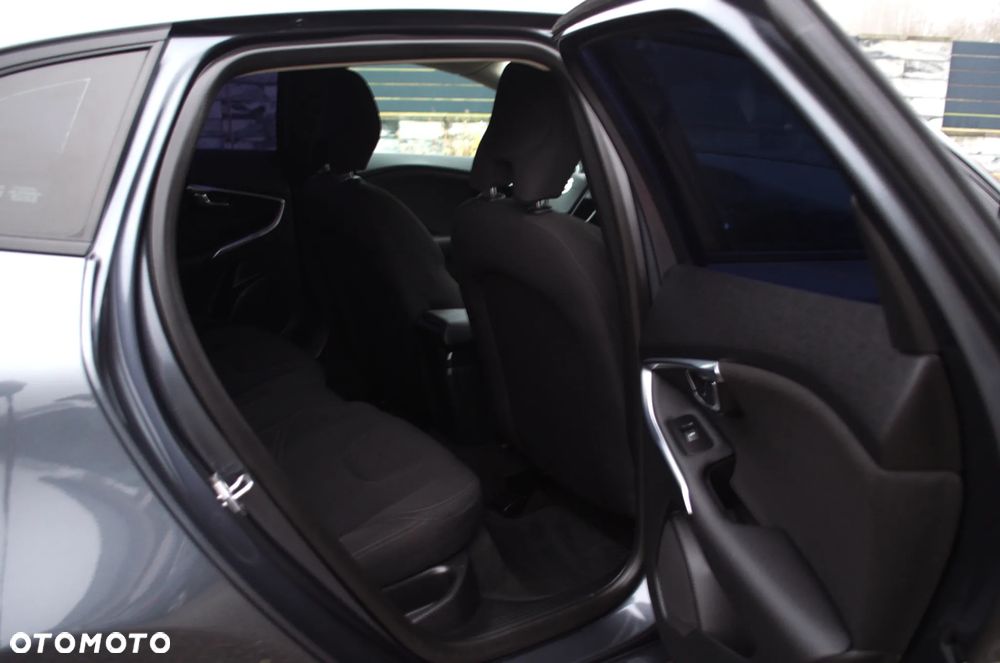 Volvo V40 D2 You - 21