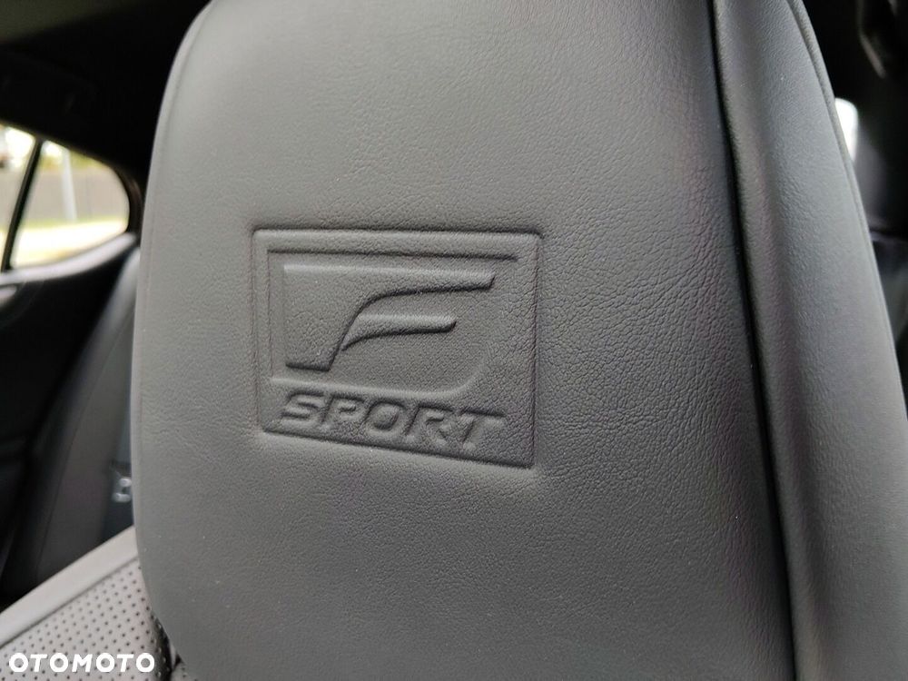 Lexus ES 300h F Sport - 37