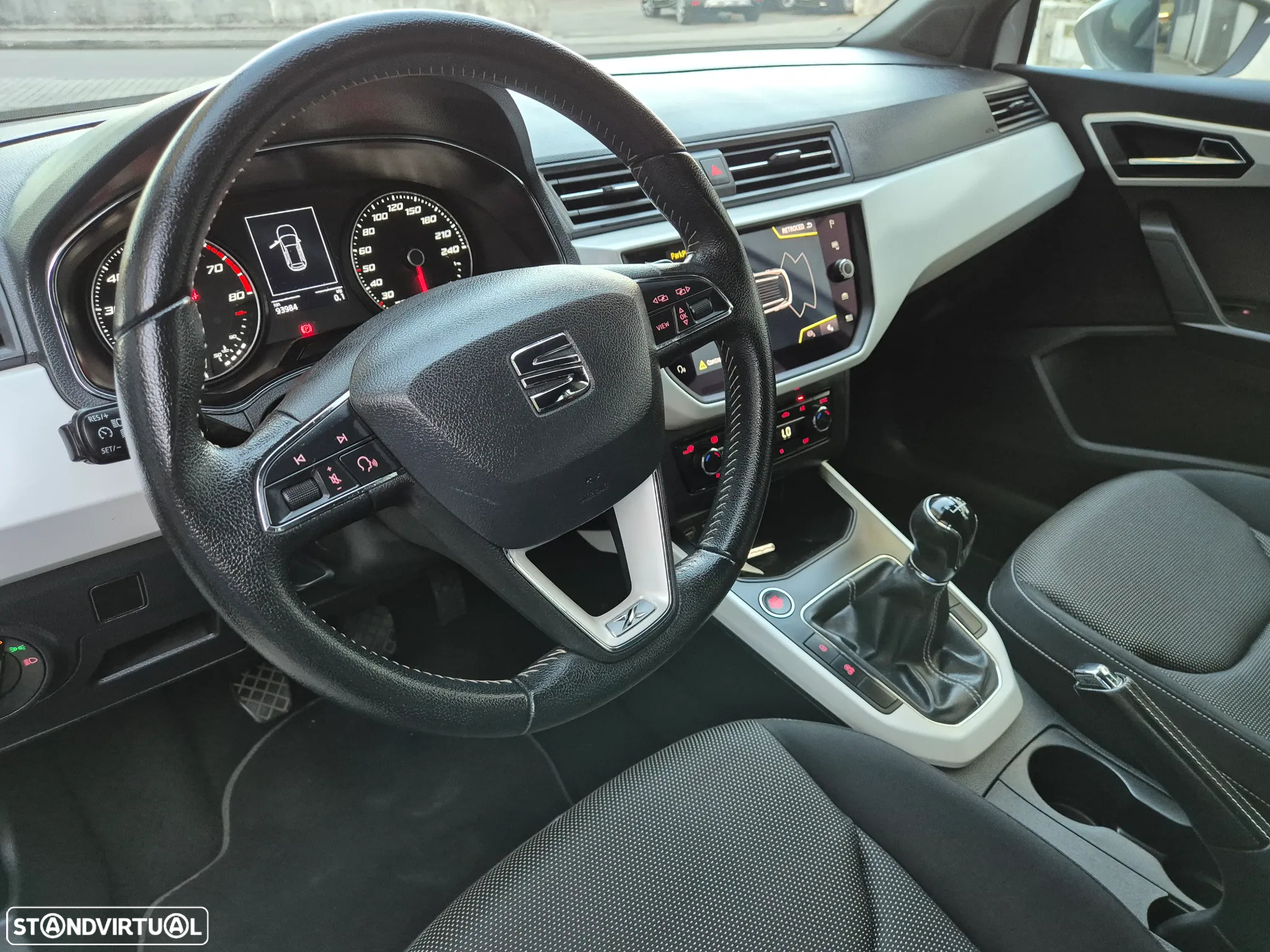 SEAT Arona 1.0 TSI Xcellence - 31