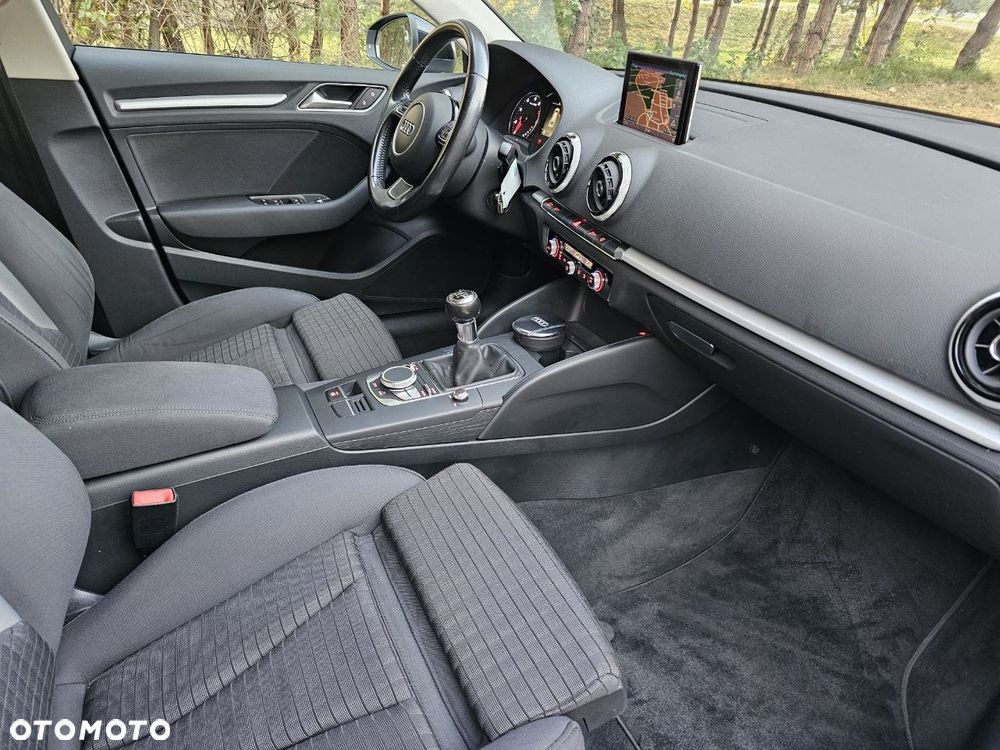 Audi A3 Sportback - 33