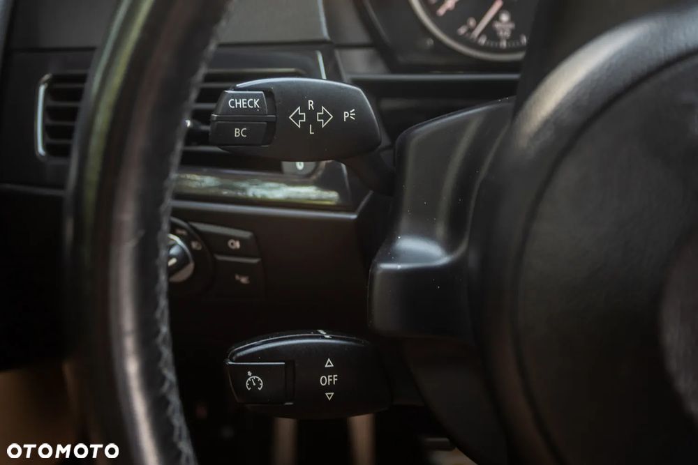 BMW Seria 5 530d xDrive Edition Sport - 31