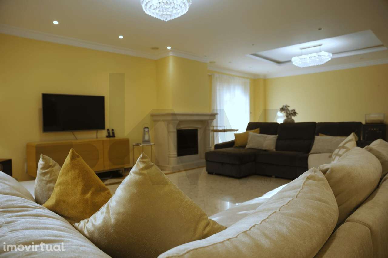 Exclusividade e Vista Rio: Moradia T5 Santa Iria da Azóia – Bairro Pri - Grande imagem: 4/32