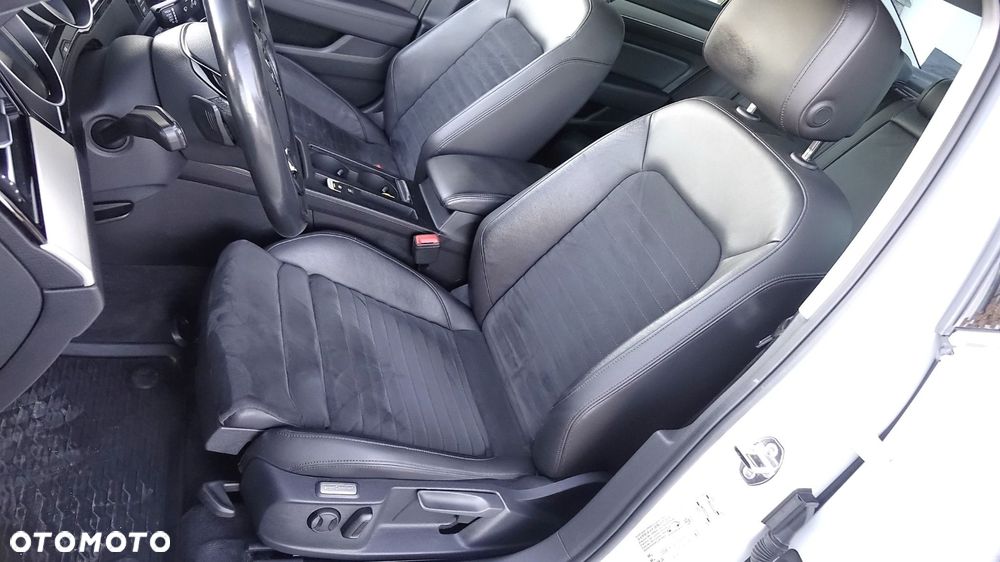 Volkswagen Passat - 21