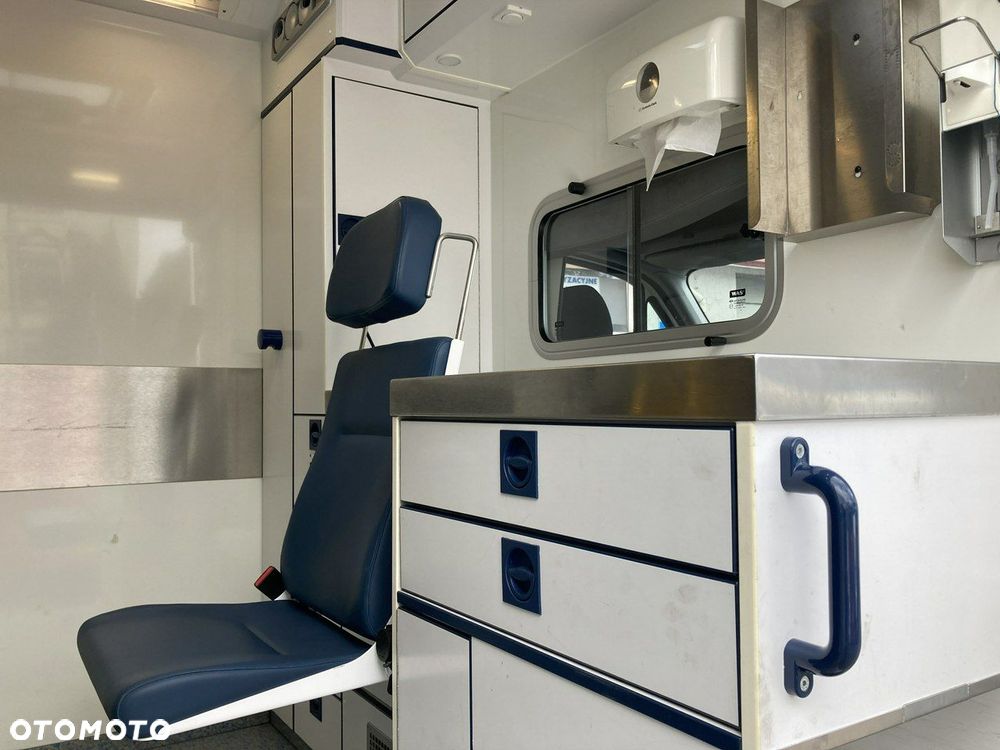 Mercedes-Benz Sprinter - 27