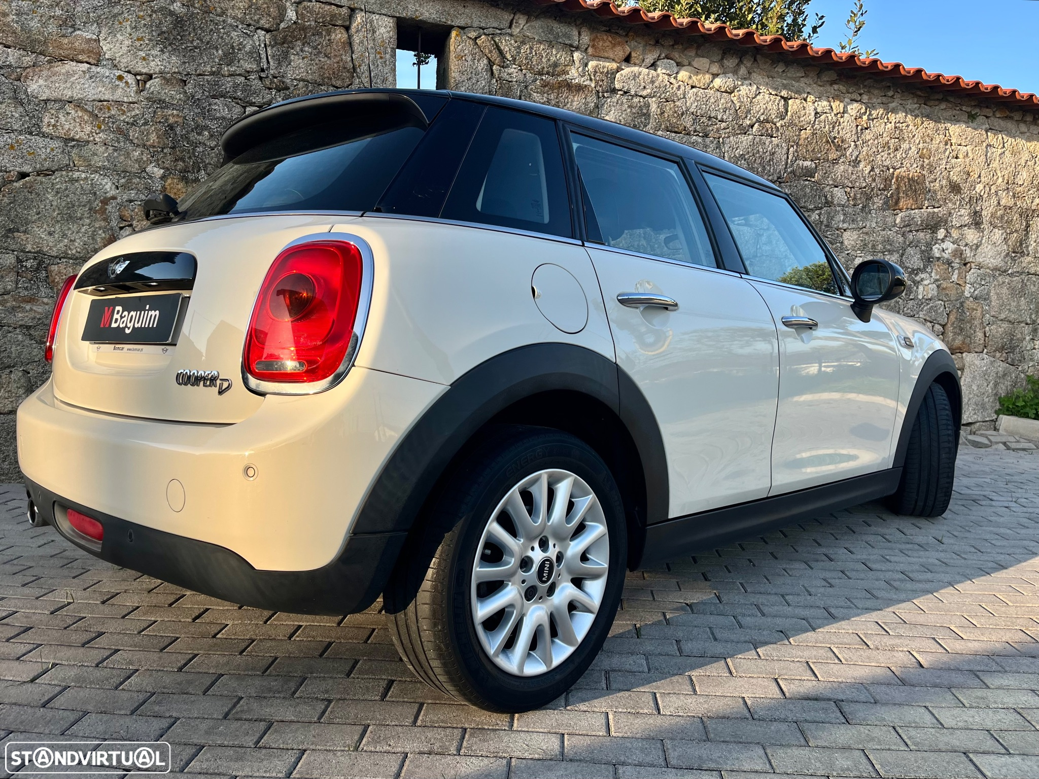 MINI 5 Portas Cooper D - 13