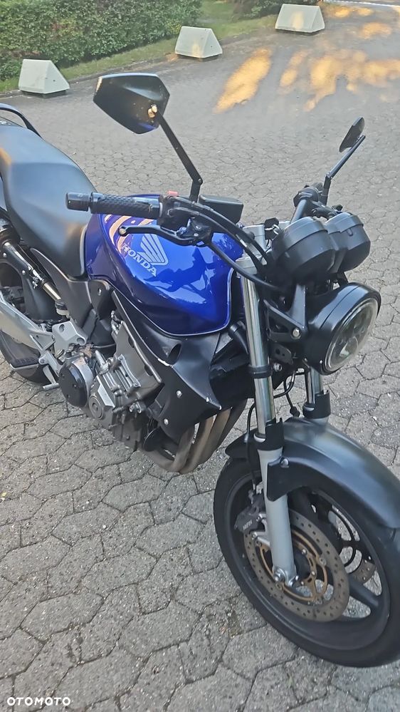 Honda Hornet - 10