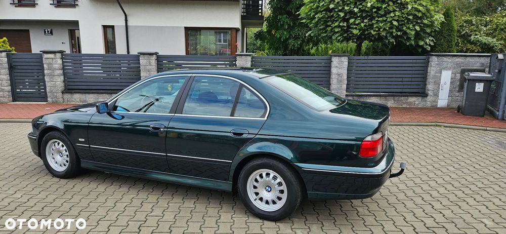 BMW Seria 5 520i - 10