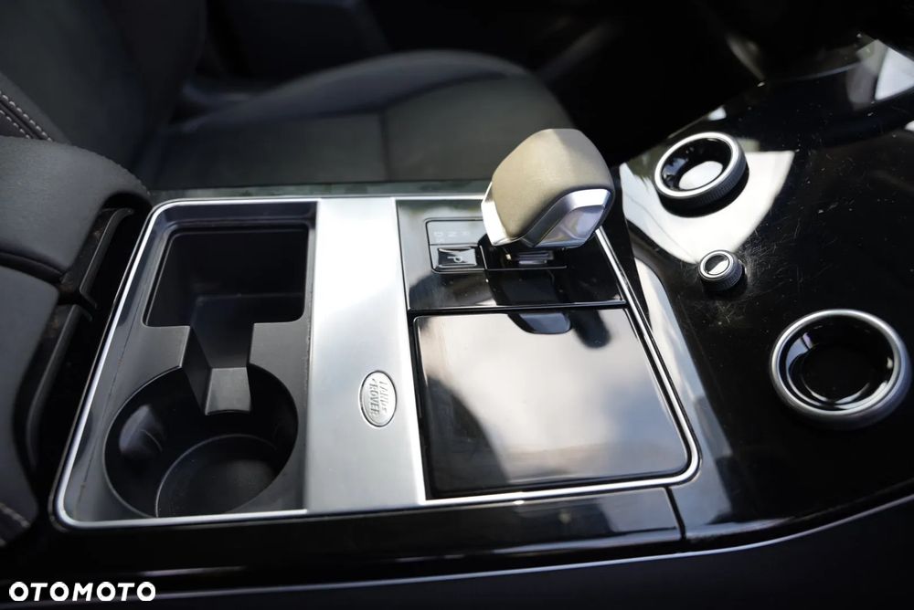 Land Rover Range Rover Velar - 28