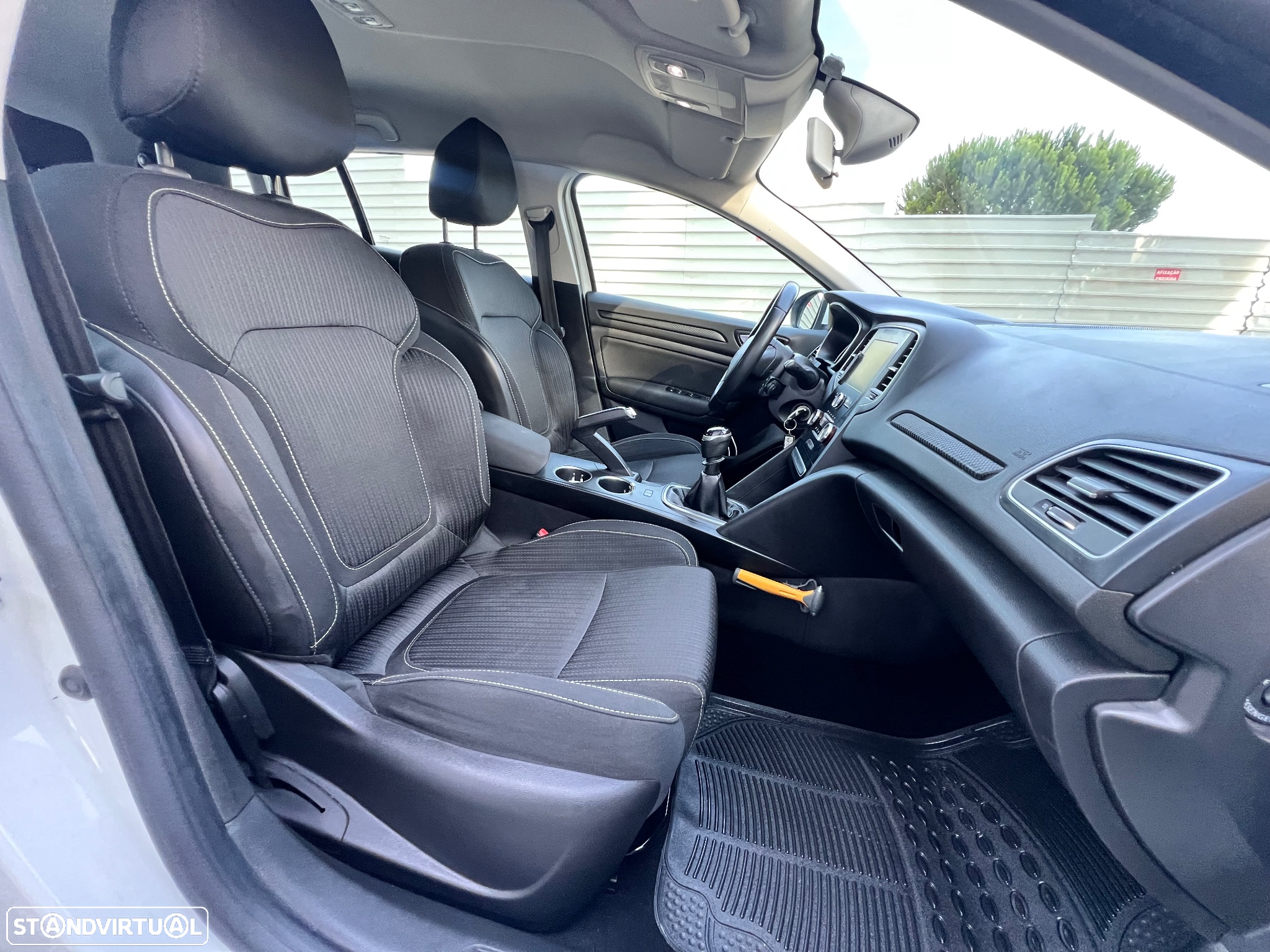 Renault Mégane Sport Tourer 1.5 Blue dCi Limited - 19