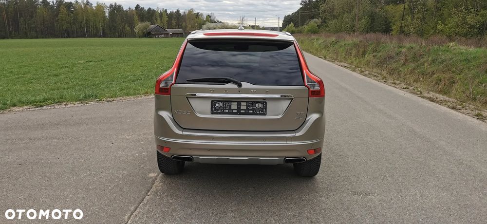 Volvo XC 60 T5 AWD Momentum - 22