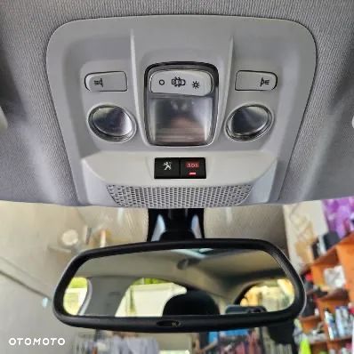 Peugeot 208 1.2 PureTech GPF Allure S&S EAT6 - 21