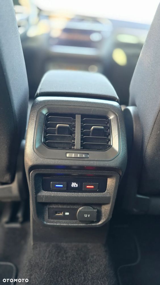 Volkswagen Tiguan - 7