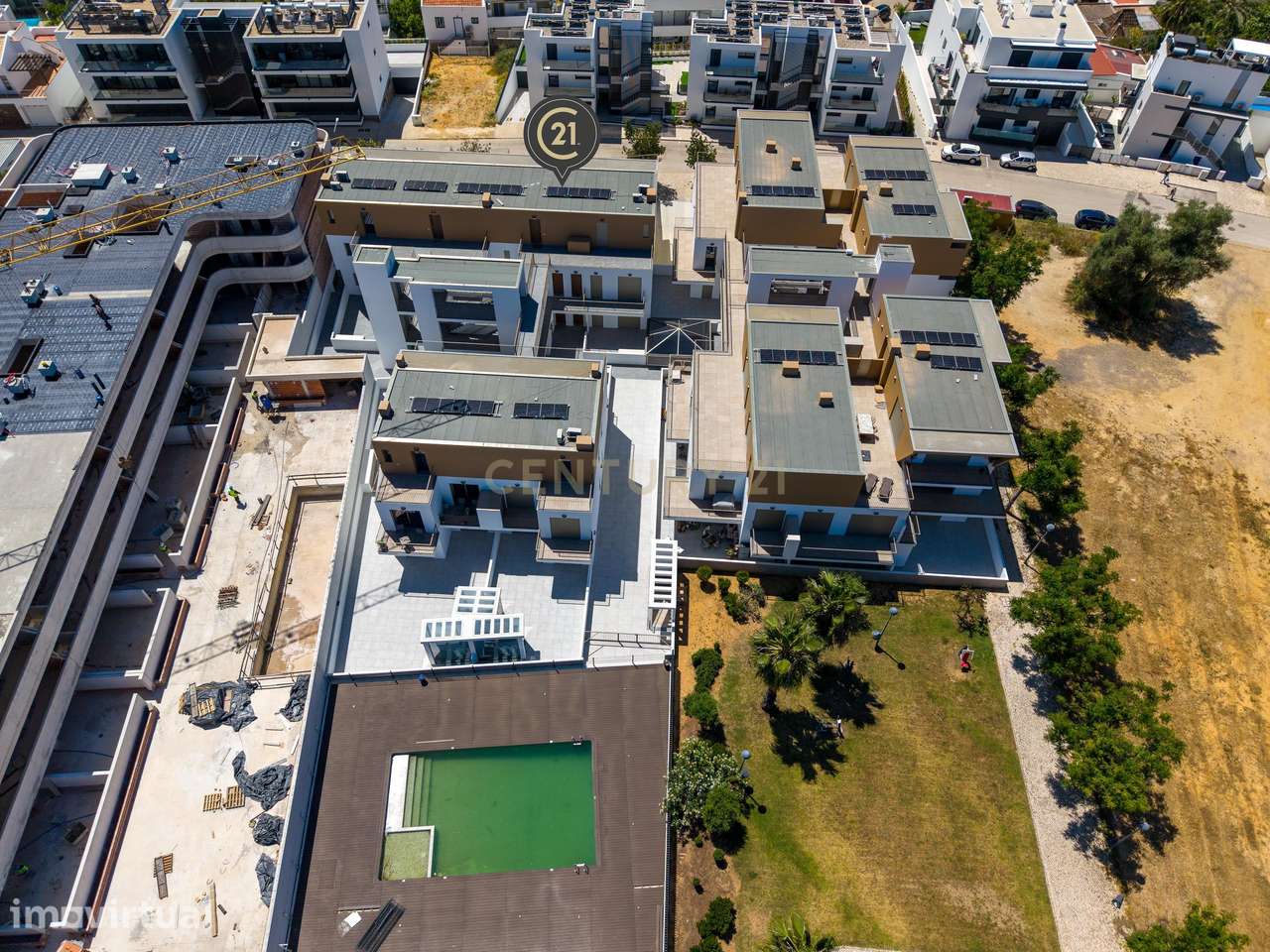 Descubra o seu refúgio no Algarve – T2 em Cabanas de Tavira a 200 da R - Grande imagem: 3/30