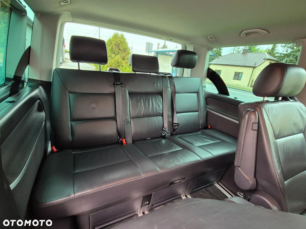 Volkswagen Multivan - 29