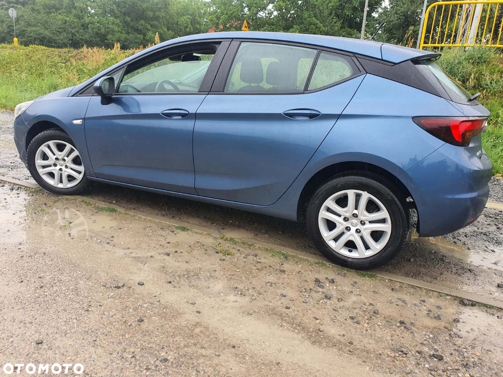 Opel Astra 1.6 D (CDTI) Dynamic - 11