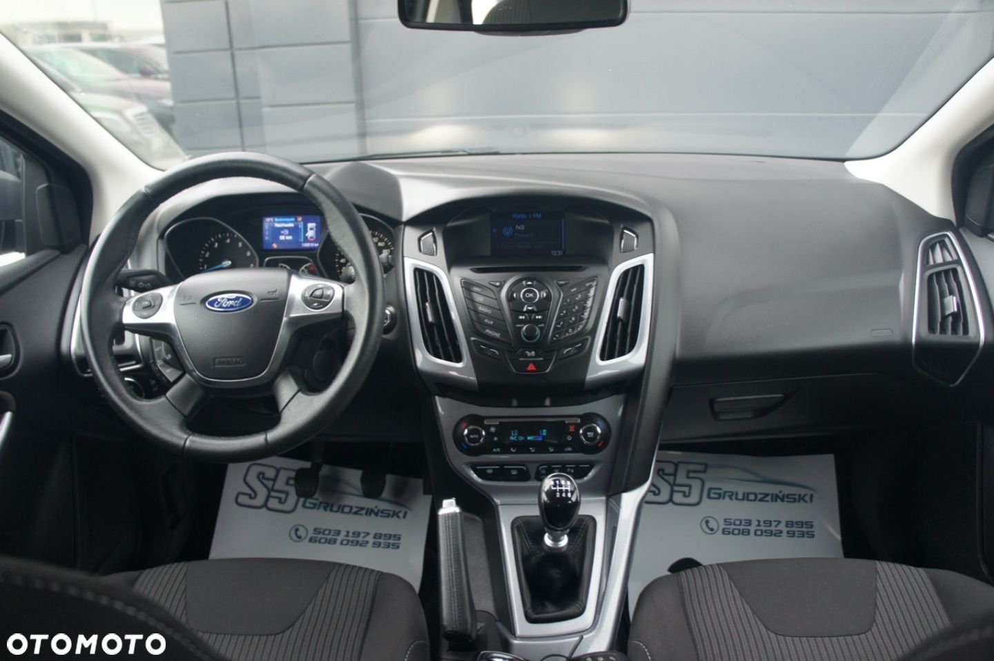 Ford Focus - 8