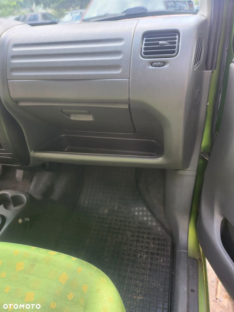 Opel Agila 1.2 Base / Club - 11