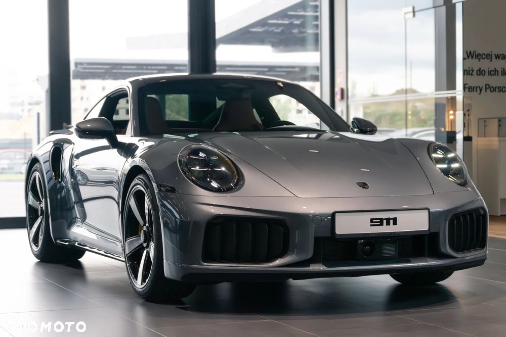 Porsche 911 Turbo S - 4