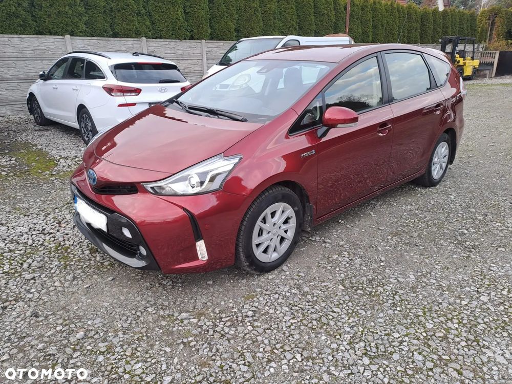 Toyota Prius+ (Hybrid) - 3