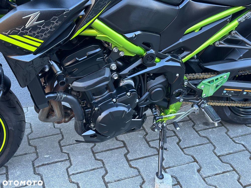 Kawasaki Z 900 - 14