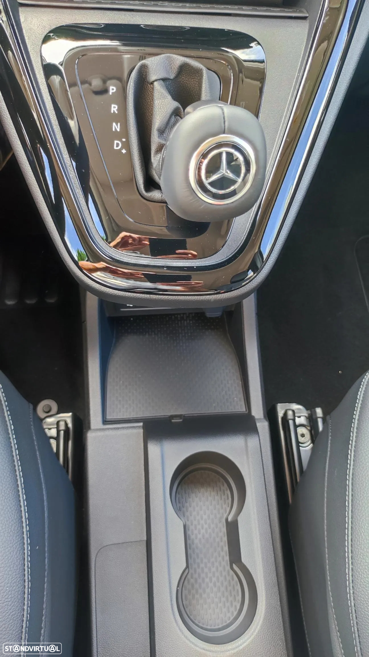 Mercedes-Benz T 180 - 22